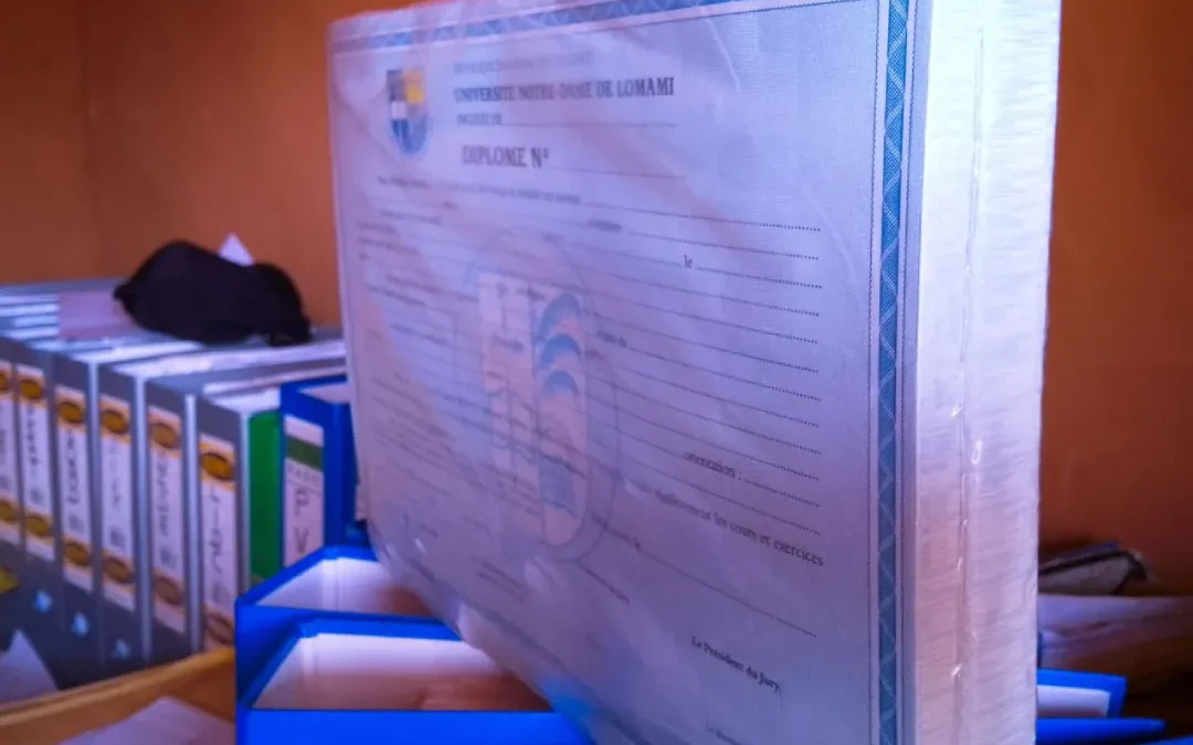Disponibilité d&rsquo;importants lots de diplômes homologués et lancement de retrait pour les promotions 2010–2022